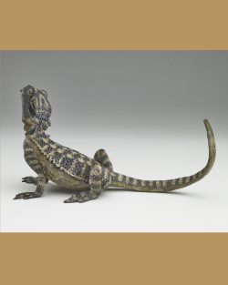 2021 - Bronze - 5 1/4"H x 8"W x 5 1/4"D - Edition of 24